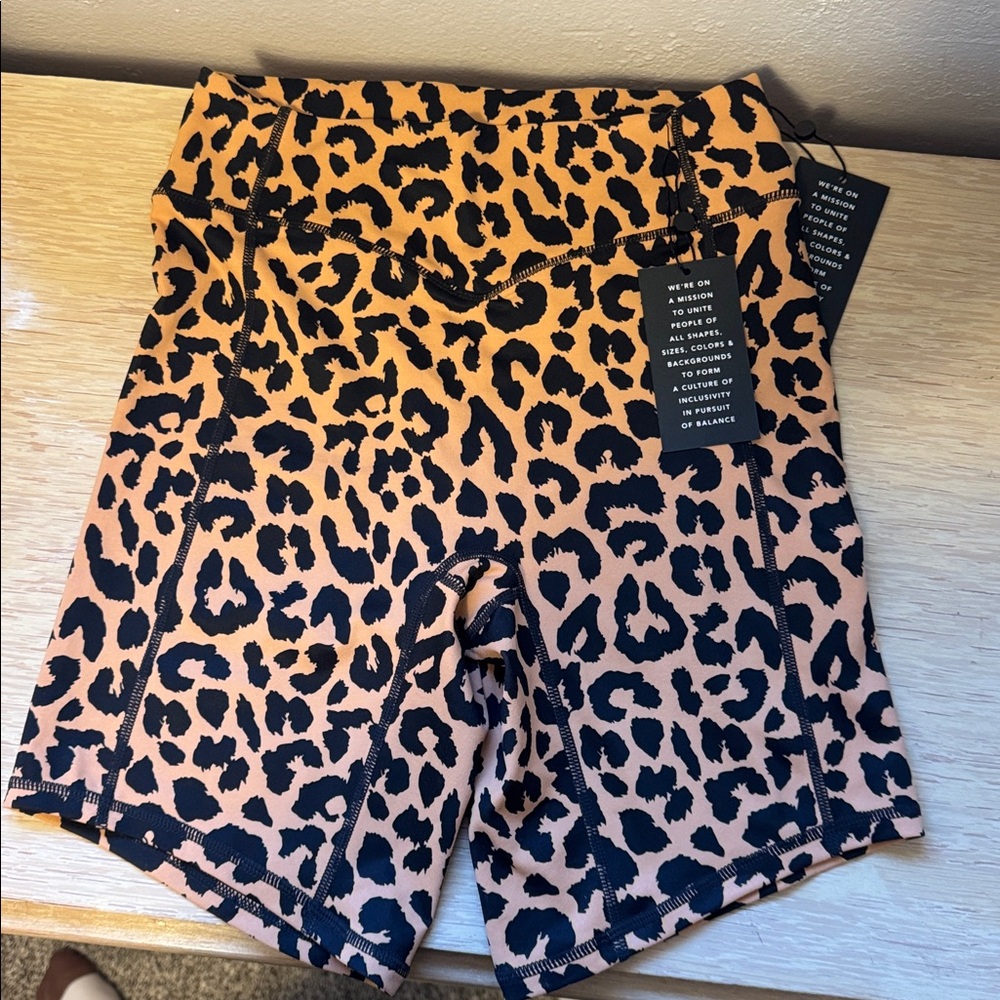 Balance/vitality, kingdom, collection Orange and Black Leopard Print Shorts
